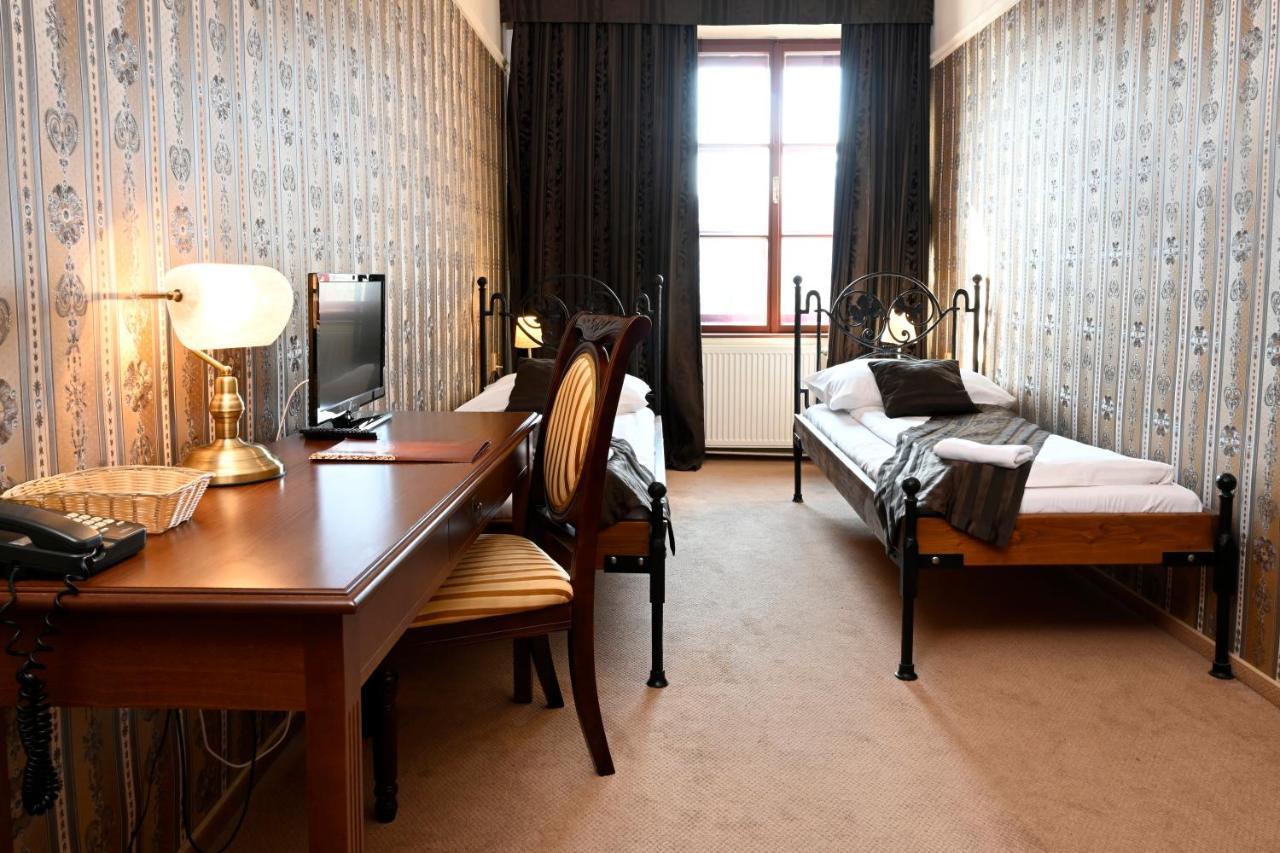 Hotel Boucek กรอมเมียร์ริช ภายนอก รูปภาพ