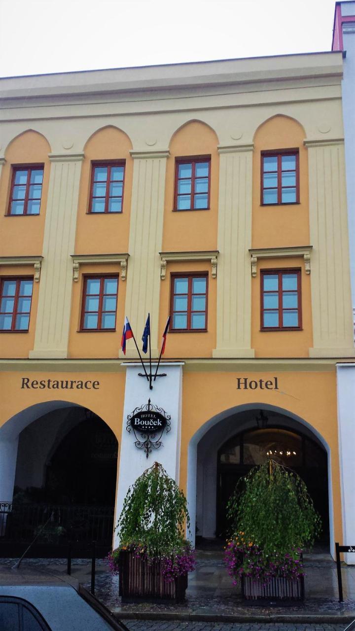 Hotel Boucek กรอมเมียร์ริช ภายนอก รูปภาพ